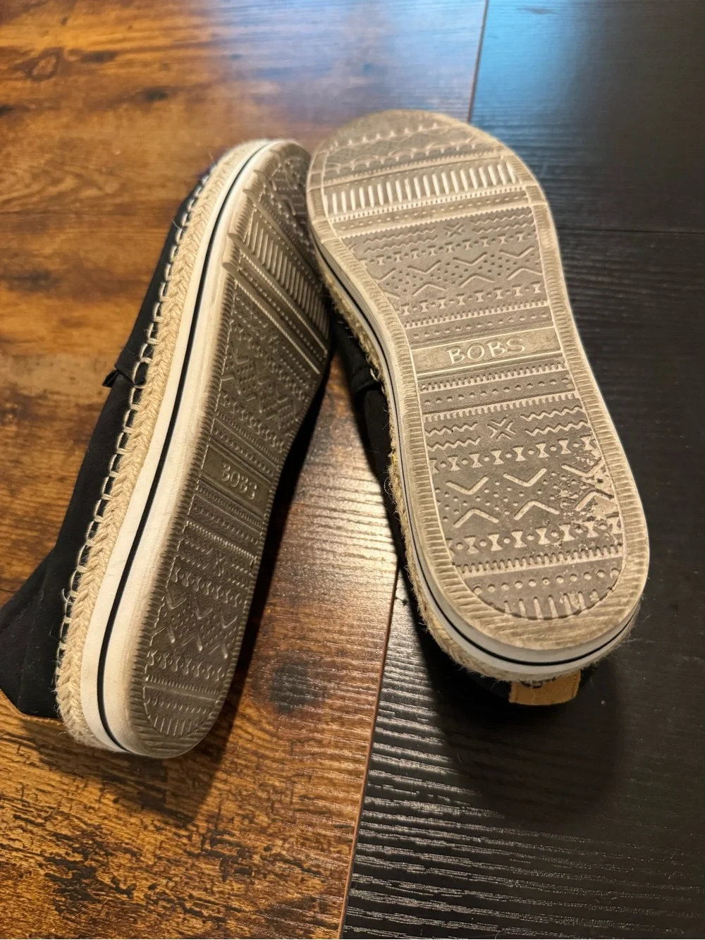 Skechers BOBS Black Espadrille Slip-On Flats in size 9.5